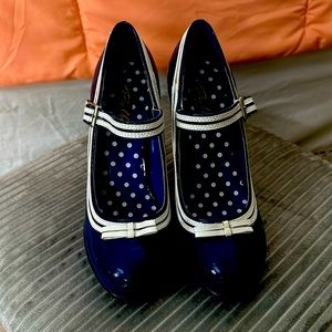 •New•Pin•Up•Mary•Jane•Heels•Size•9•